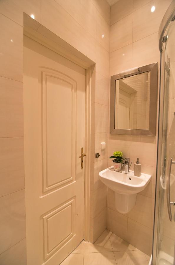 Charme De Varsovie Appartement Buitenkant foto